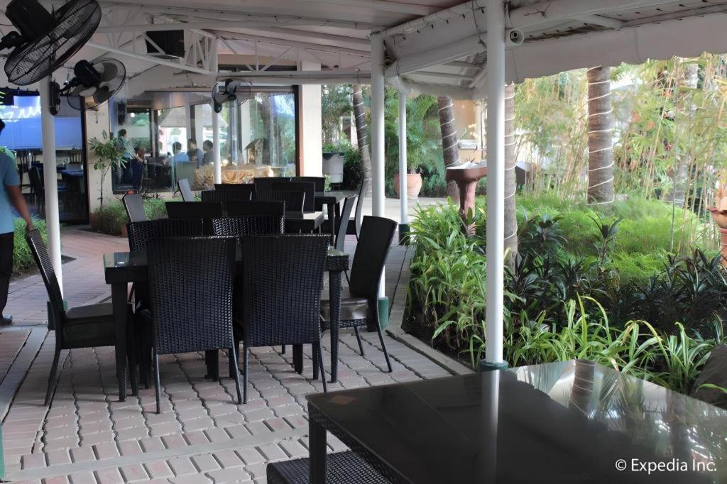 Moonbay Marina The Villas Olongapo Eksteriør bilde