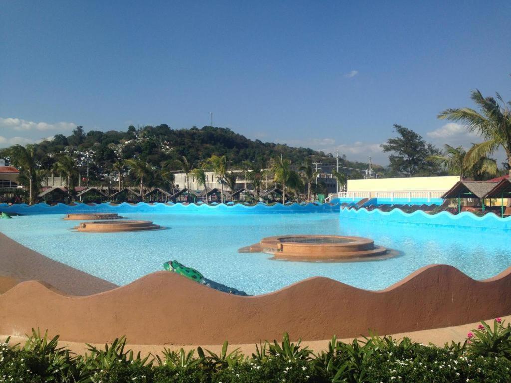Moonbay Marina The Villas Olongapo Eksteriør bilde