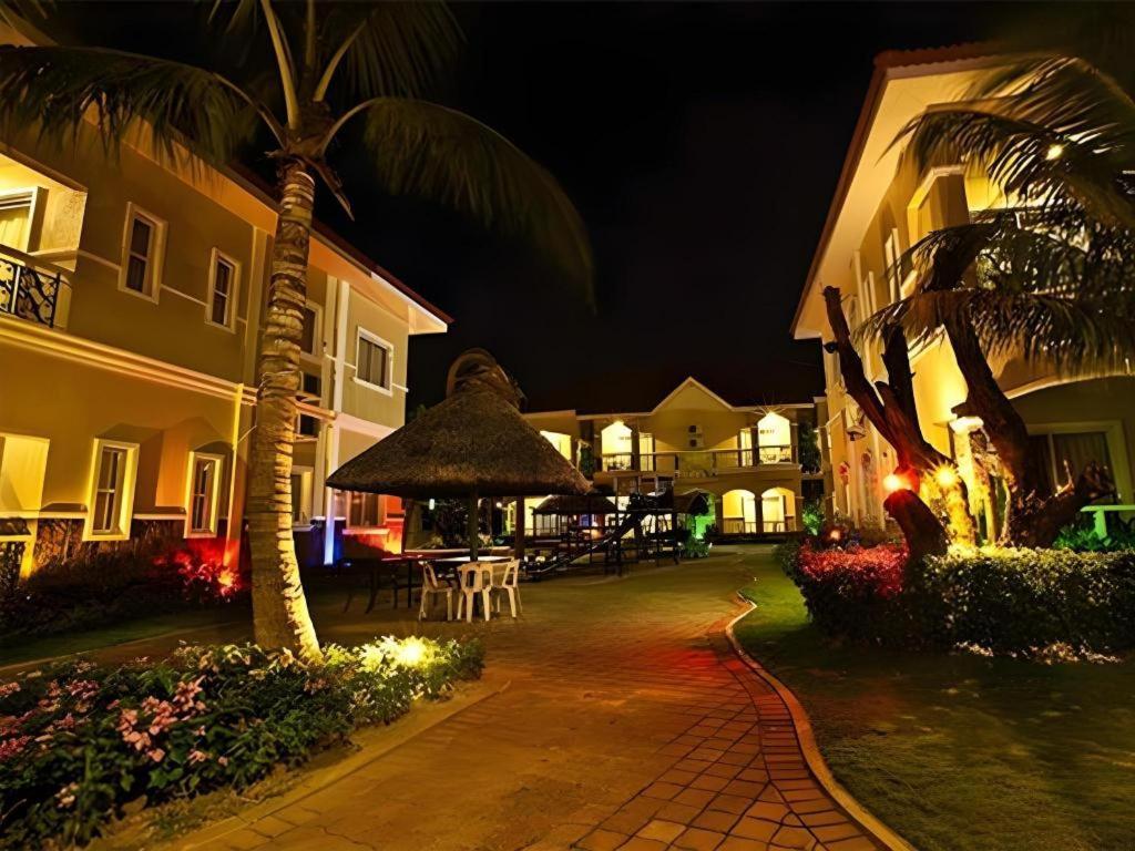 Moonbay Marina The Villas Olongapo Eksteriør bilde