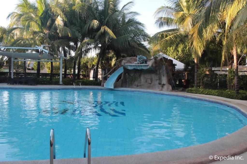 Moonbay Marina The Villas Olongapo Eksteriør bilde
